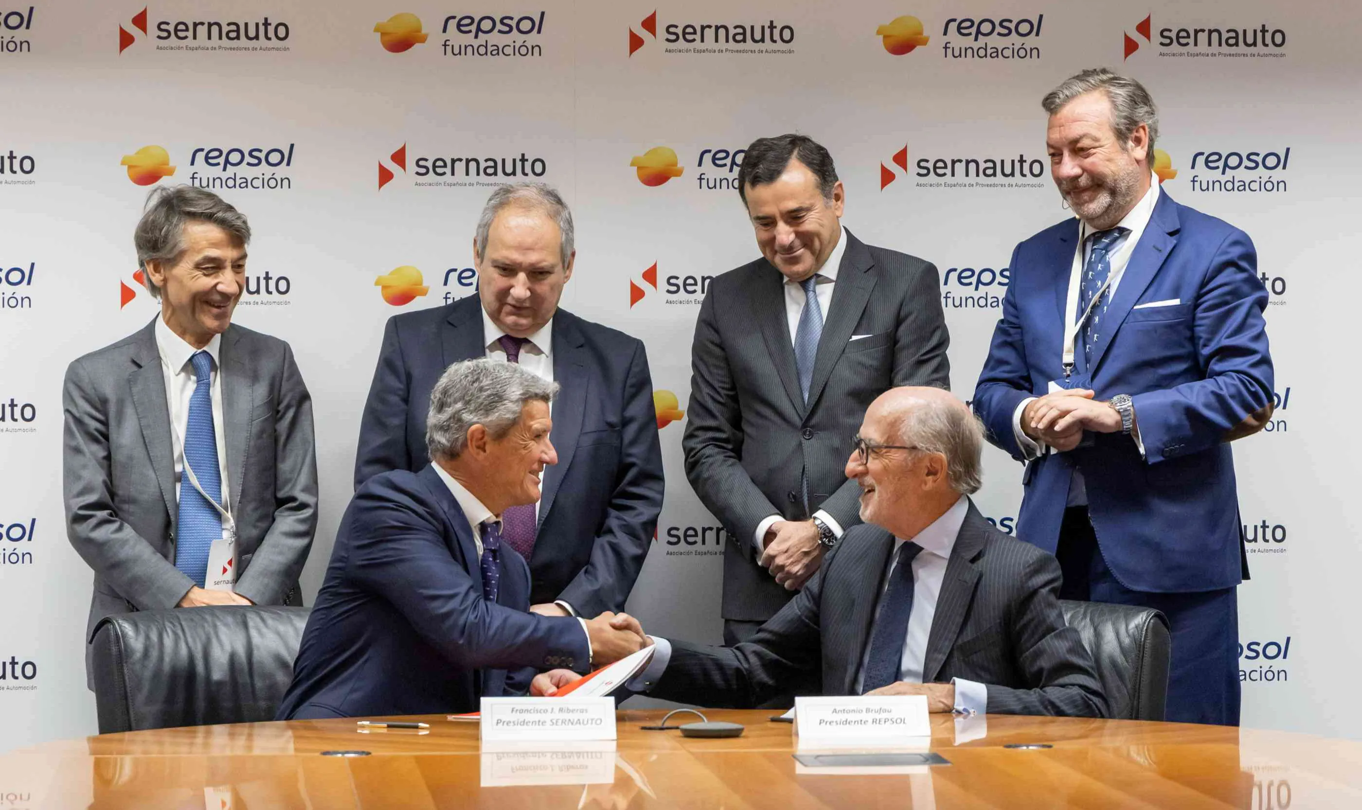 Fundación Repsol y SERNAUTO renuevan su alianza